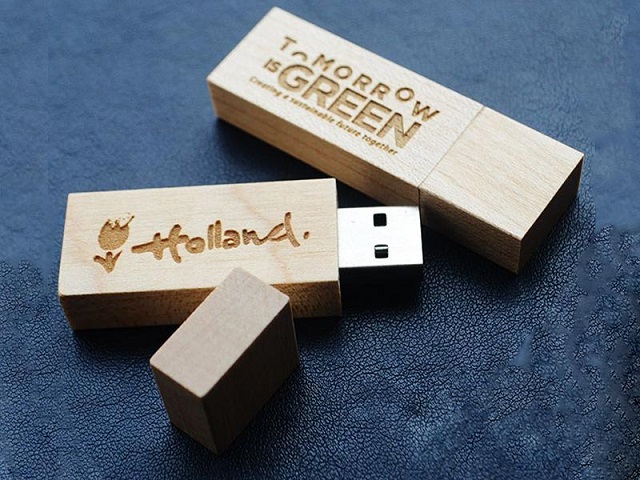 Các sản phẩm công nghệ phổ biến như USB được yêu thích khi chọn quà tặng sự kiện doanh nghiệp